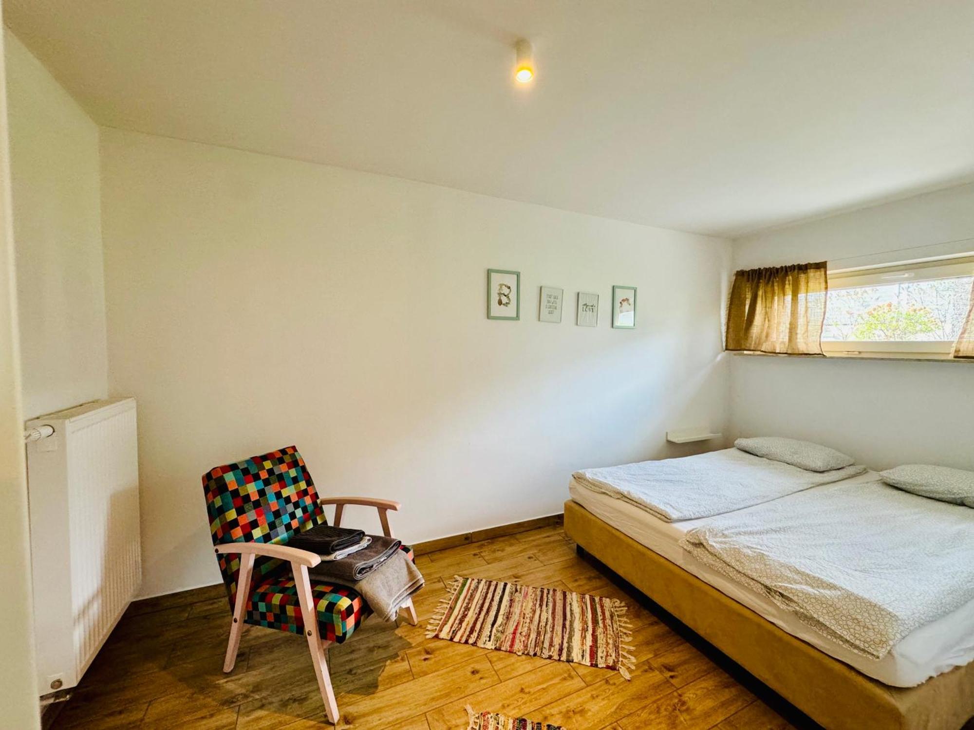 Design Apartments ออสทรุฟ วีแยลคอพพอลสกี ภายนอก รูปภาพ